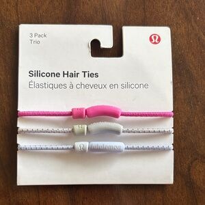 Silicone hair ties
